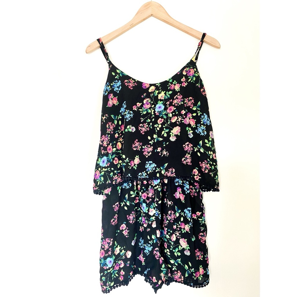 LIBERTY LOVE Floral Print Black Romper Size Large Rose Print
